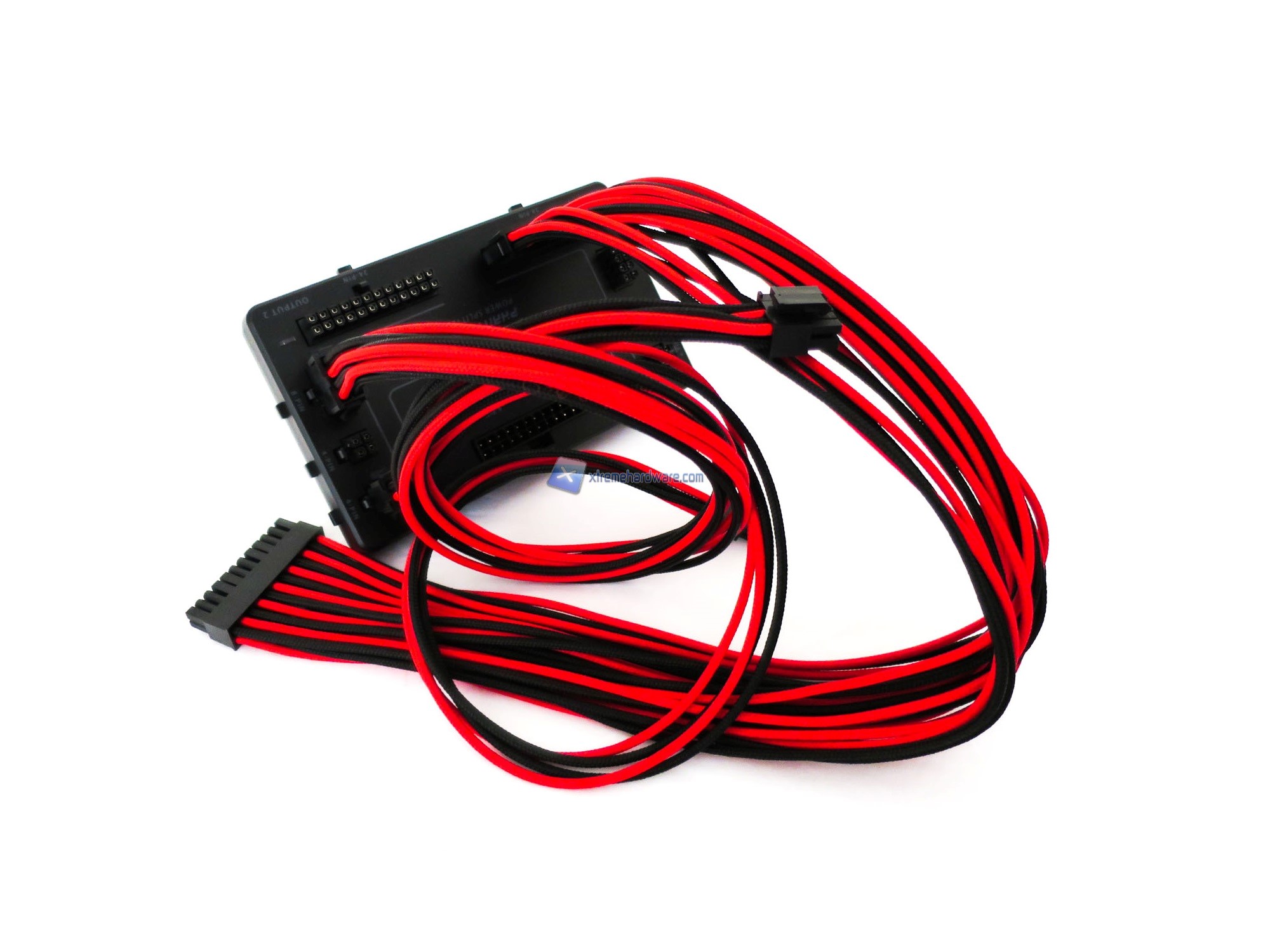 Phanteks Power Splitter 44